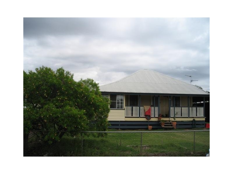 12 Conlan Street, Roma QLD 4455