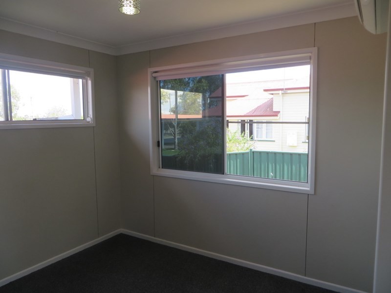 1/23 Spencer, Roma QLD 4455