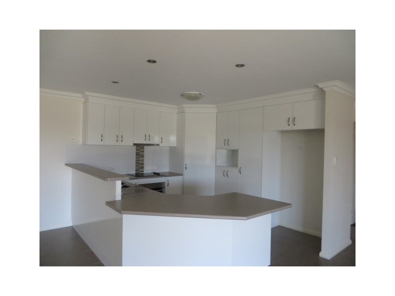 20 Bassett Court, Roma QLD 4455