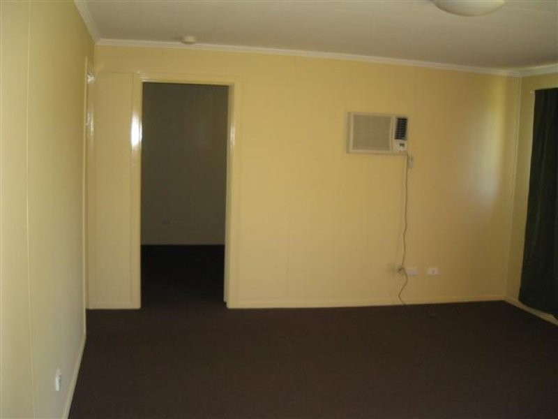 108 Northern Road, Roma QLD 4455