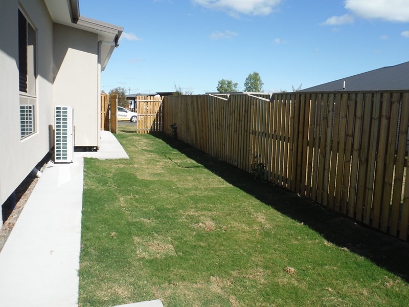 21 Lomandra Avenue, Roma QLD 4455