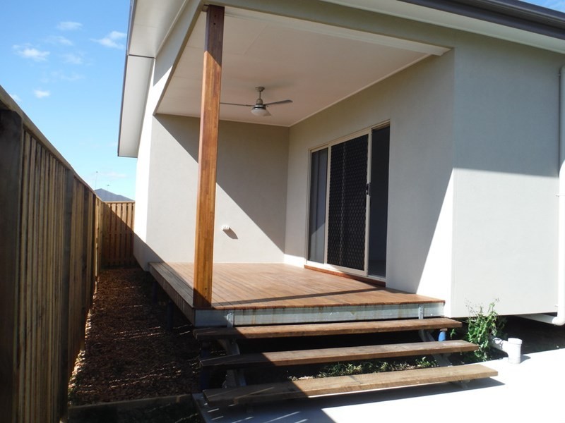 21 Lomandra Avenue, Roma QLD 4455