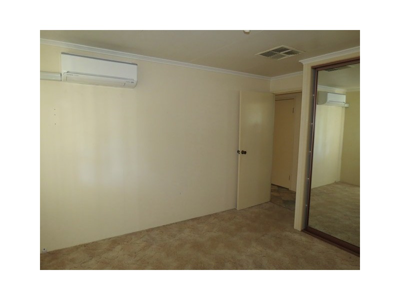 134 Northern Road, Roma QLD 4455