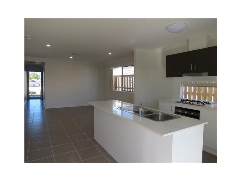 7 Lomandra Avenue, Roma QLD 4455