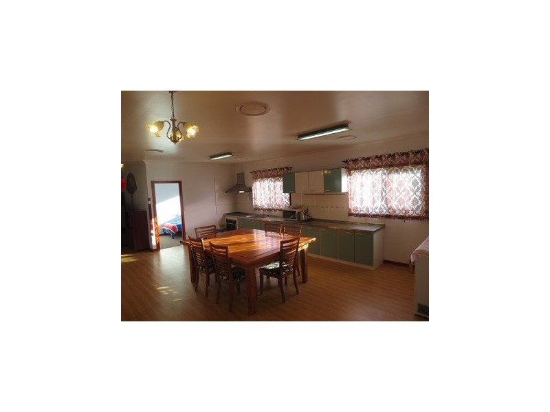 109 Miscamble Street, Roma QLD 4455