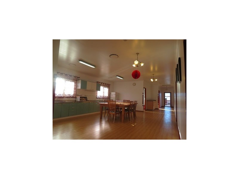 109 Miscamble Street, Roma QLD 4455