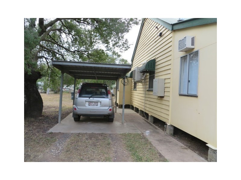 9 Bungil Street, Roma QLD 4455