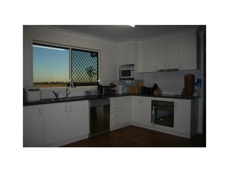 7 Dargal Road, Roma QLD 4455