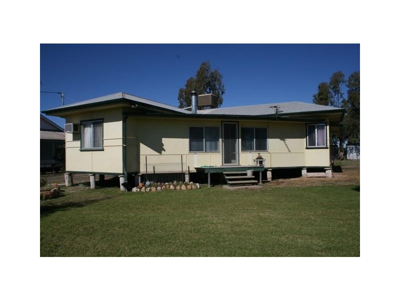 50 Twine Street, Roma QLD 4455