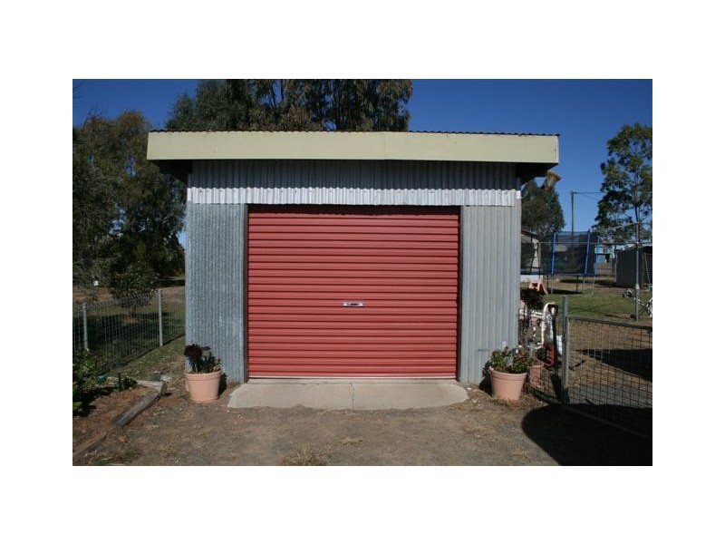 50 Twine Street, Roma QLD 4455