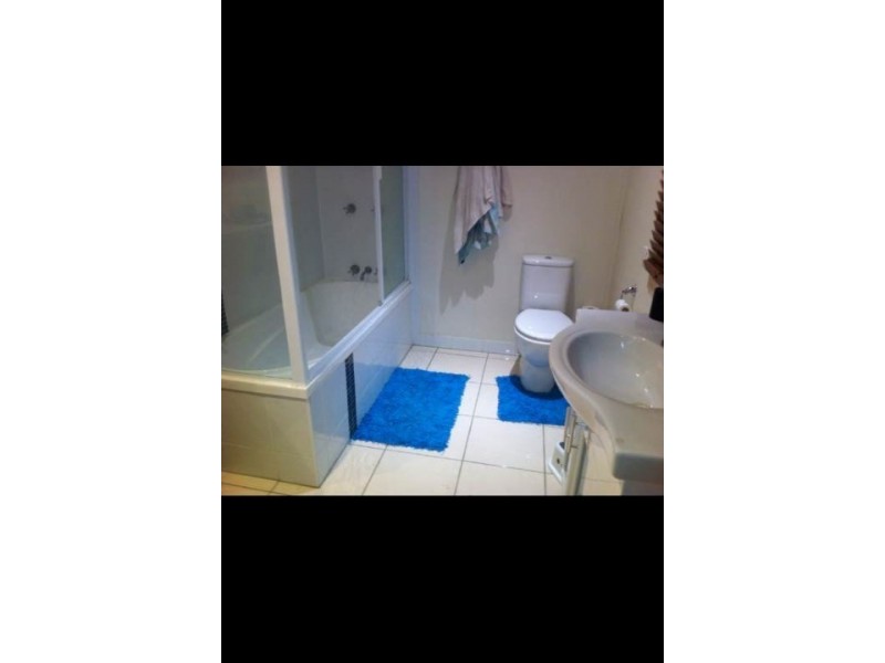 23 Charles Street, Roma QLD 4455