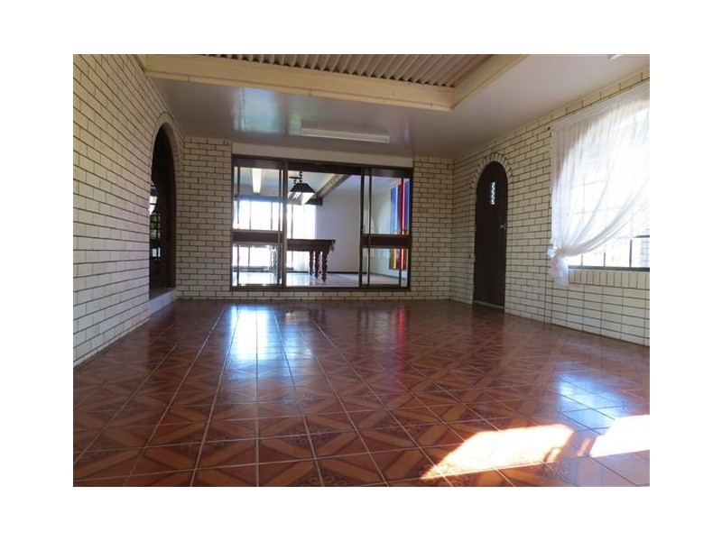 2B Borland Street, Roma QLD 4455