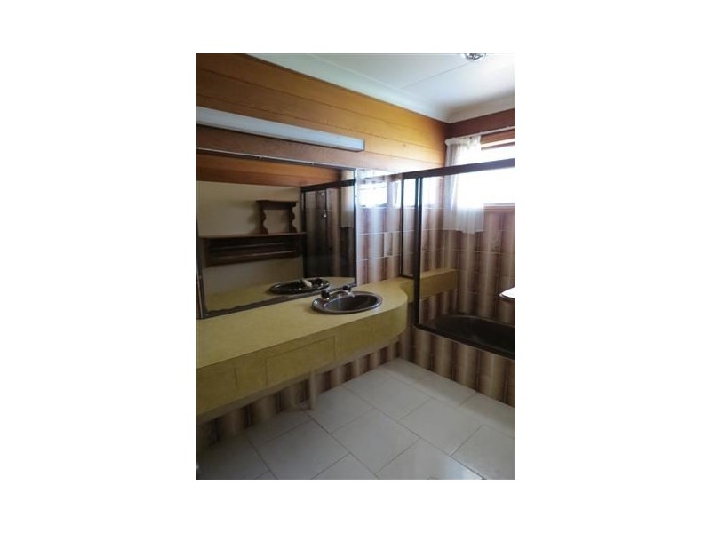 2B Borland Street, Roma QLD 4455