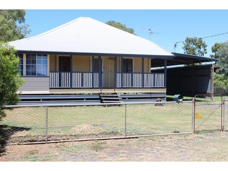 12 Conlan Street, Roma QLD 4455