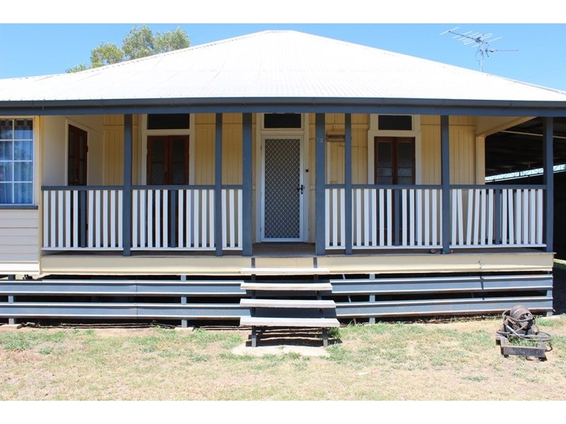 12 Conlan Street, Roma QLD 4455