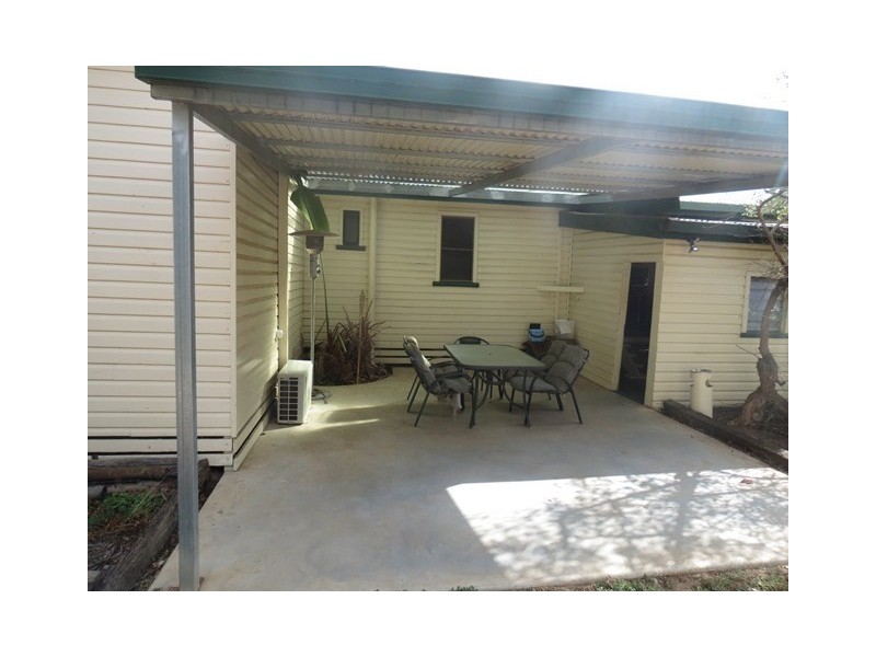 44 Twine Street, Roma QLD 4455