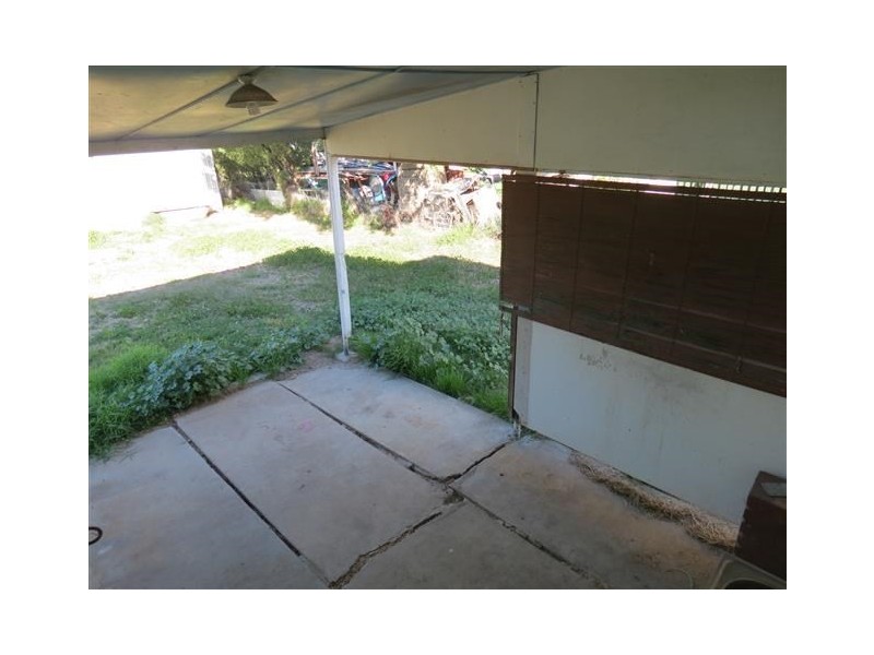 110 Arthur Street, Roma QLD 4455