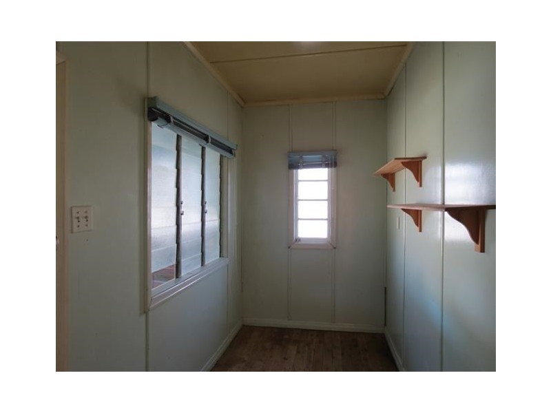110 Arthur Street, Roma QLD 4455