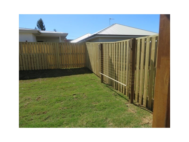 9 Lomandra Avenue, Roma QLD 4455