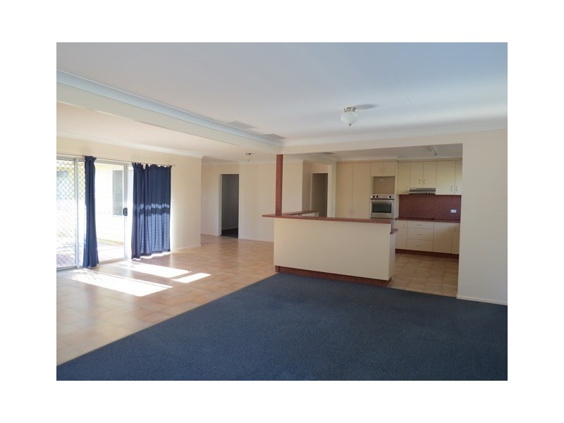 102 Miscamble Street, Roma QLD 4455