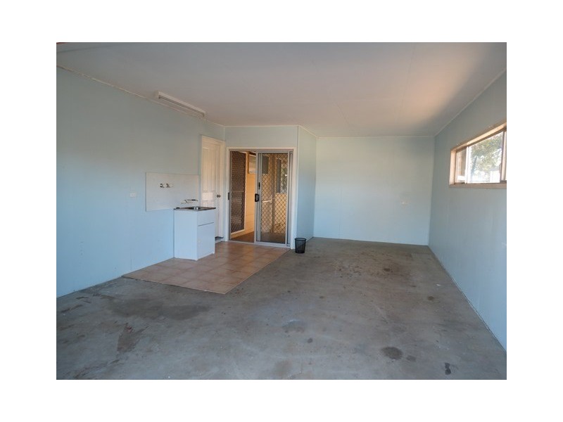 102 Miscamble Street, Roma QLD 4455