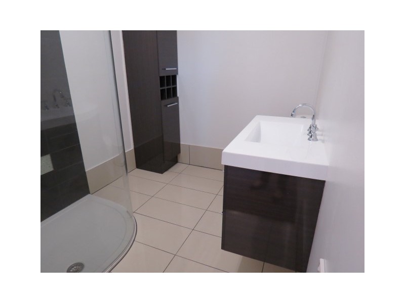 96 Chrystal Street, Roma QLD 4455