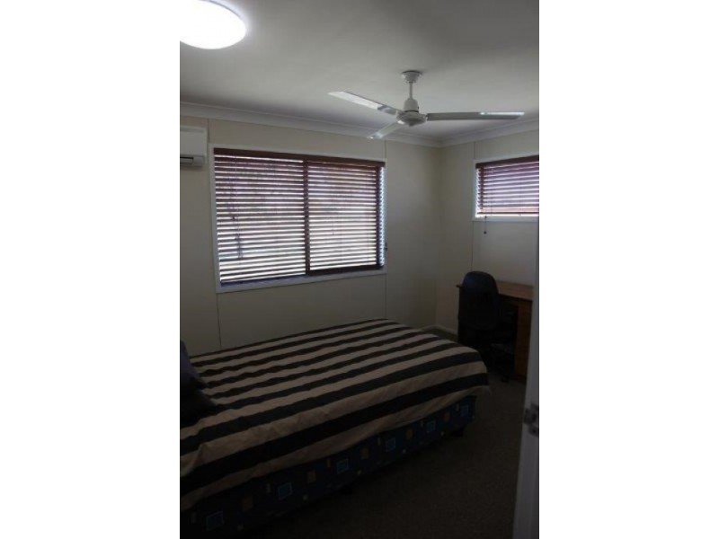 11 Roslyn Drive, Roma QLD 4455