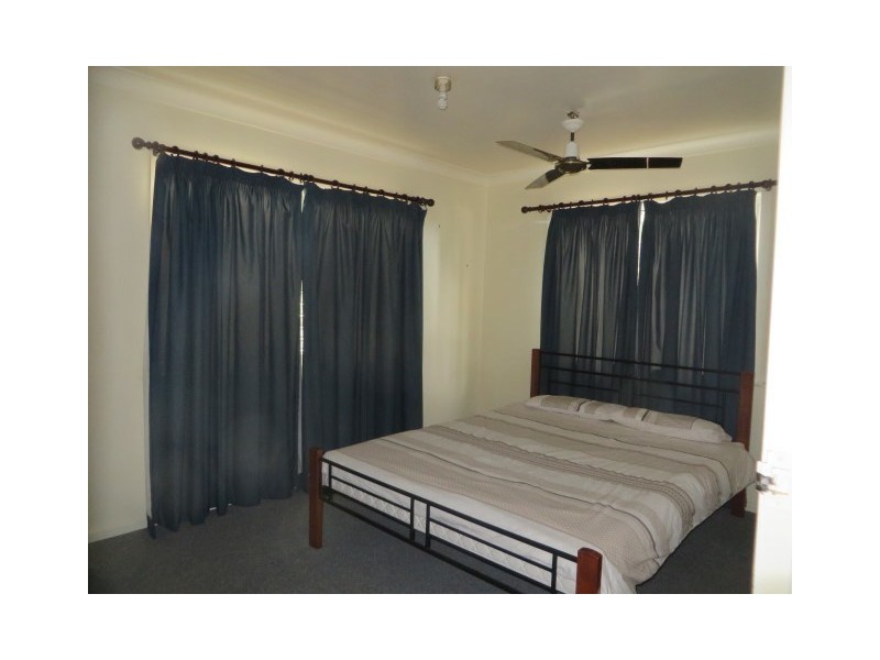 17 Lewis Street, Roma QLD 4455