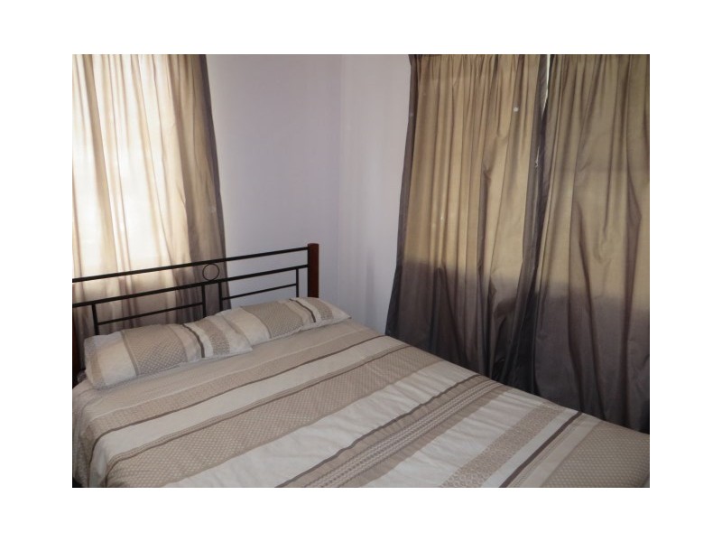 17 Lewis Street, Roma QLD 4455