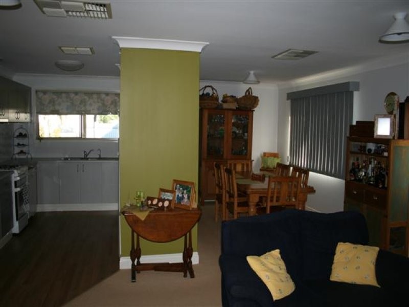 117 Currey Street, Roma QLD 4455