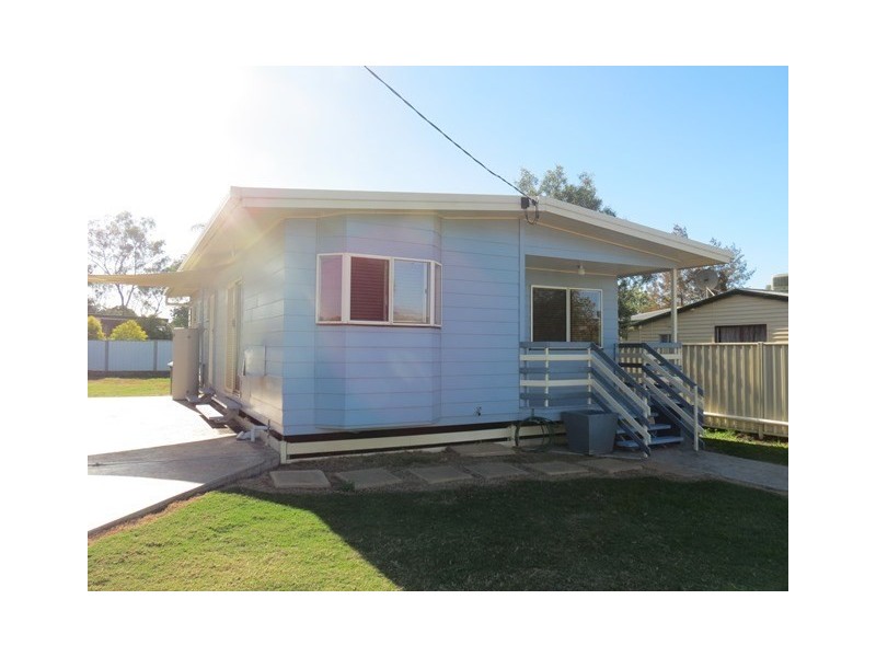 13 Mullavey Street, Roma QLD 4455
