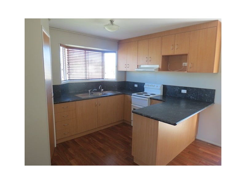 13 Mullavey Street, Roma QLD 4455