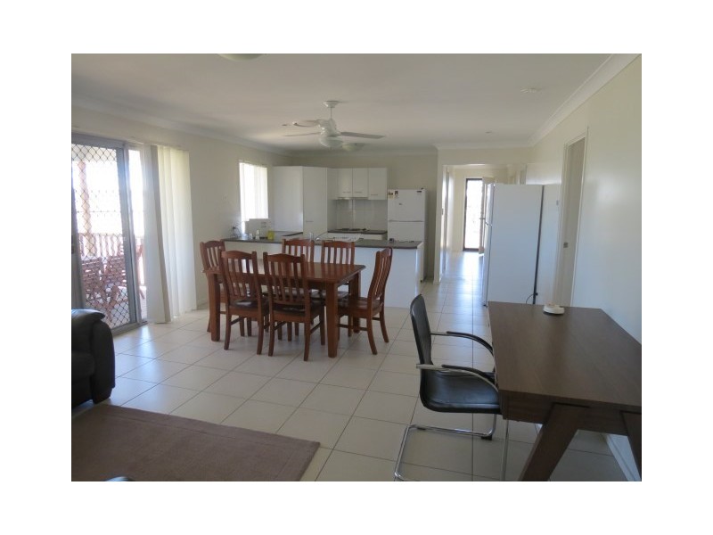 27 Bassett Court, Roma QLD 4455