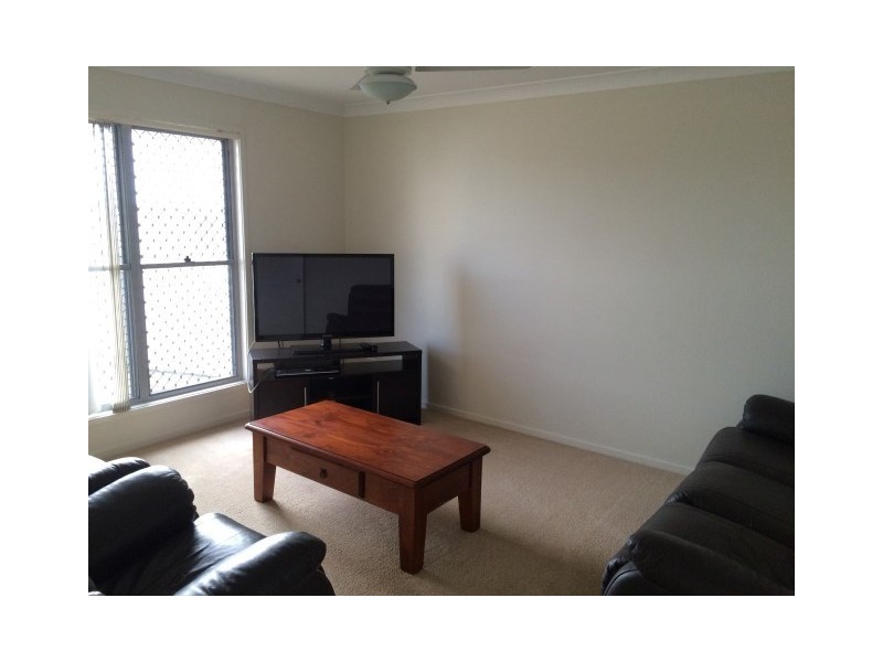 27 Bassett Court, Roma QLD 4455