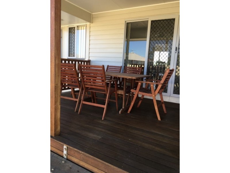 27 Bassett Court, Roma QLD 4455