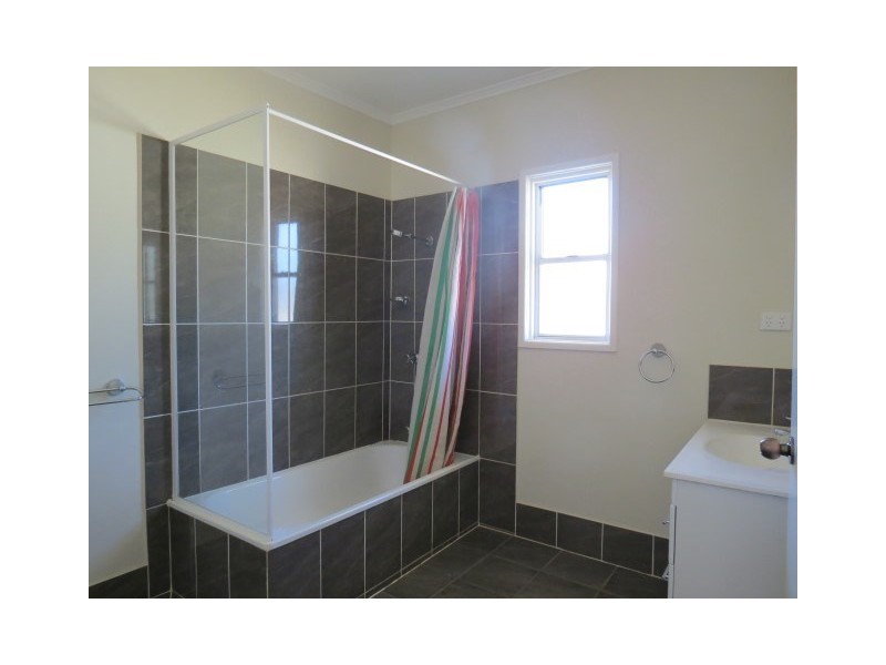 13 Charles Street, Roma QLD 4455