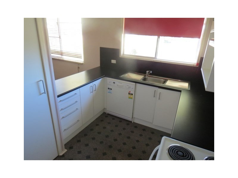 17 Chrystal Street, Roma QLD 4455