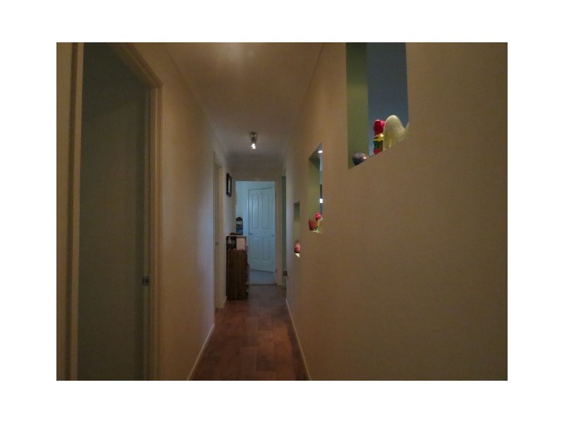 4 Courtney Street, Roma QLD 4455