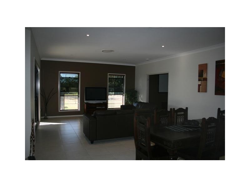 2 Webb Court, Roma QLD 4455