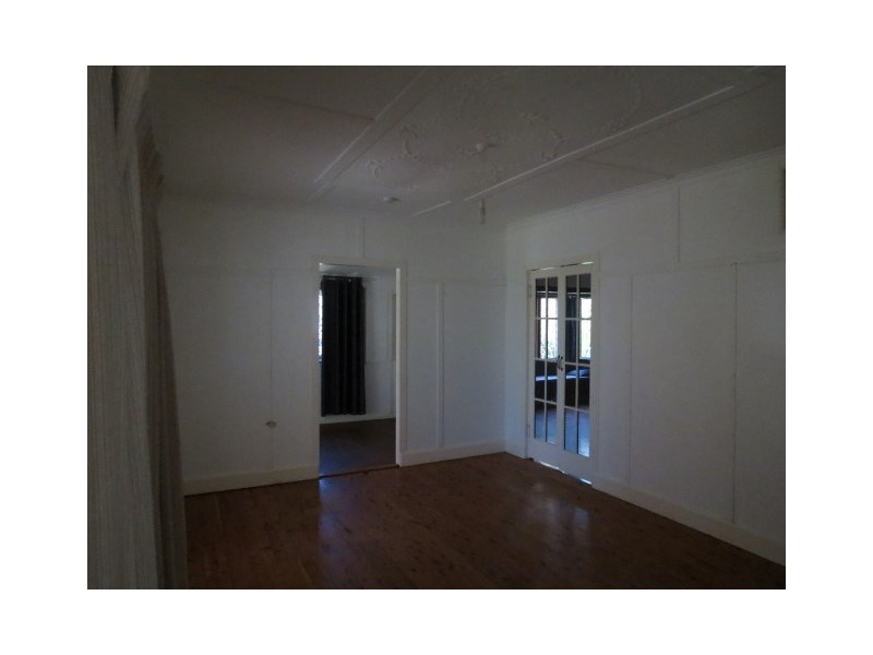 51 Miscamble Street, Roma QLD 4455