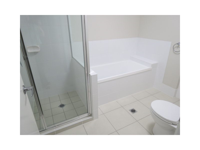 76A Currey Street, Roma QLD 4455