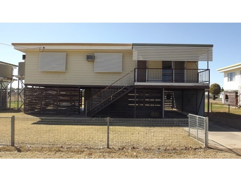 86 Gregory Street, Roma QLD 4455