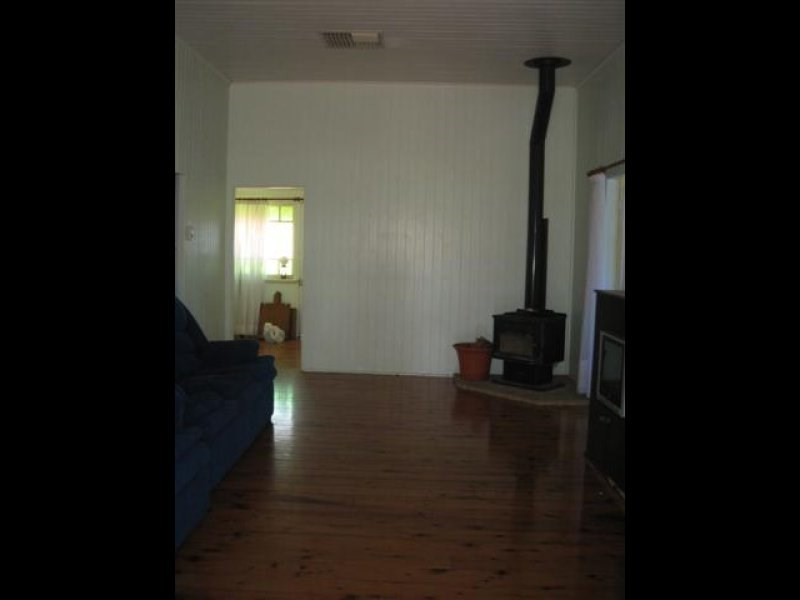 8 Mayne Street, Roma QLD 4455