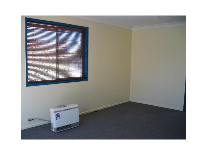 16 Beitz Street, Roma QLD 4455