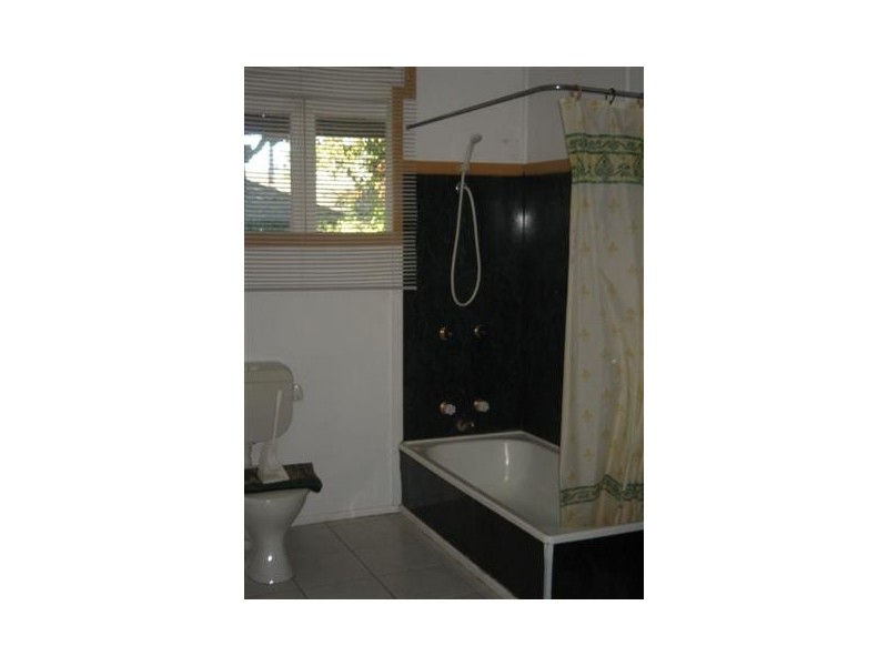 8 Prince Street, Roma QLD 4455