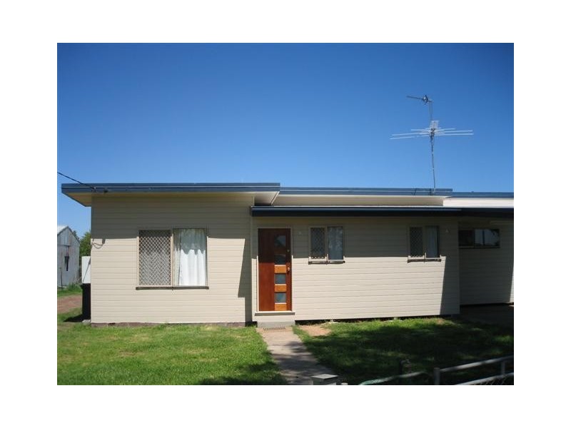 108 Northern Road, Roma QLD 4455