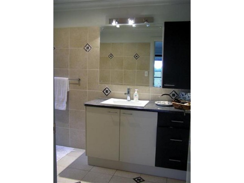 538 Six Mile Road, Roma QLD 4455