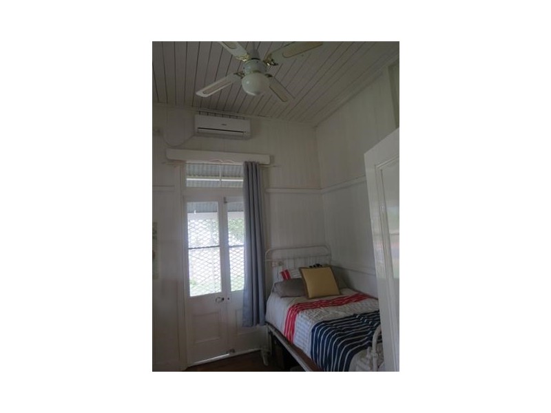 62 Raglan Street, Roma QLD 4455