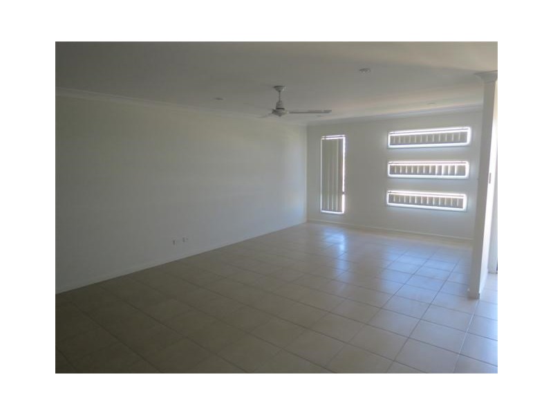 78 Currey Street, Roma QLD 4455