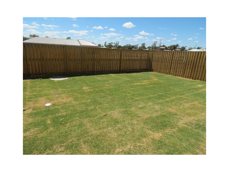 78 Currey Street, Roma QLD 4455